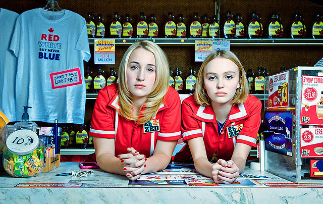 ©︎2015 YOGA HOSERS, LLC All Rights Reserved.