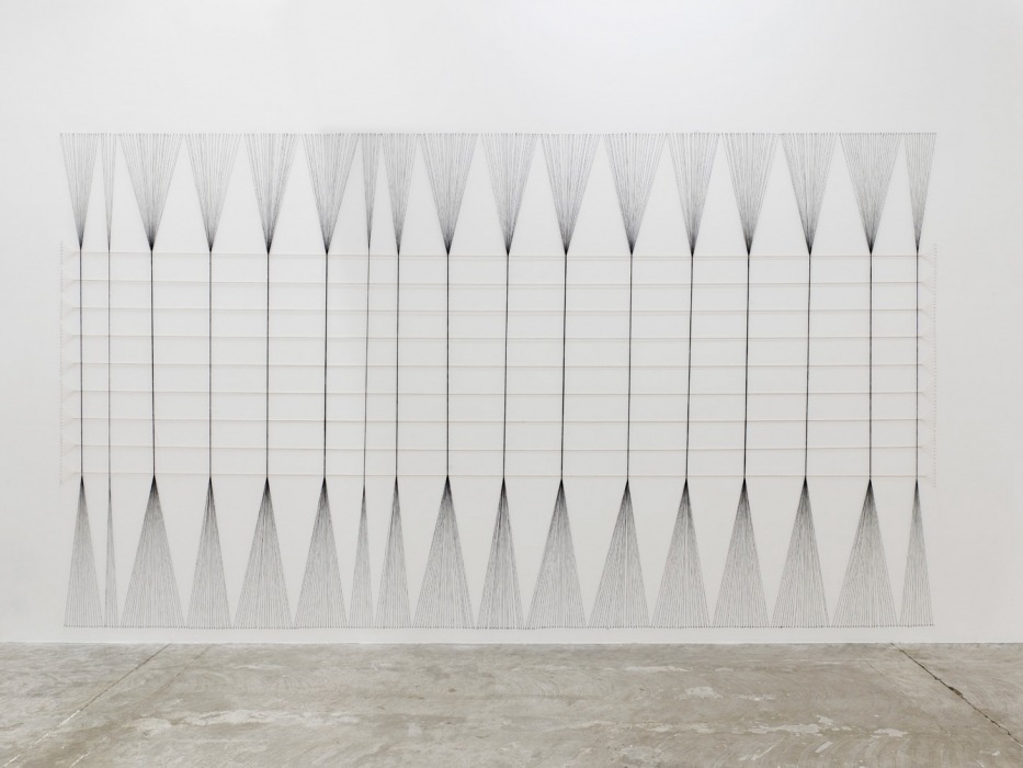Kazuko Miyamoto Egypt III 1978 Industrial cotton string and nails 285 × 504 cm Installation view of “Kazuko Miyamoto” at Circuit, Lausanne, 2016