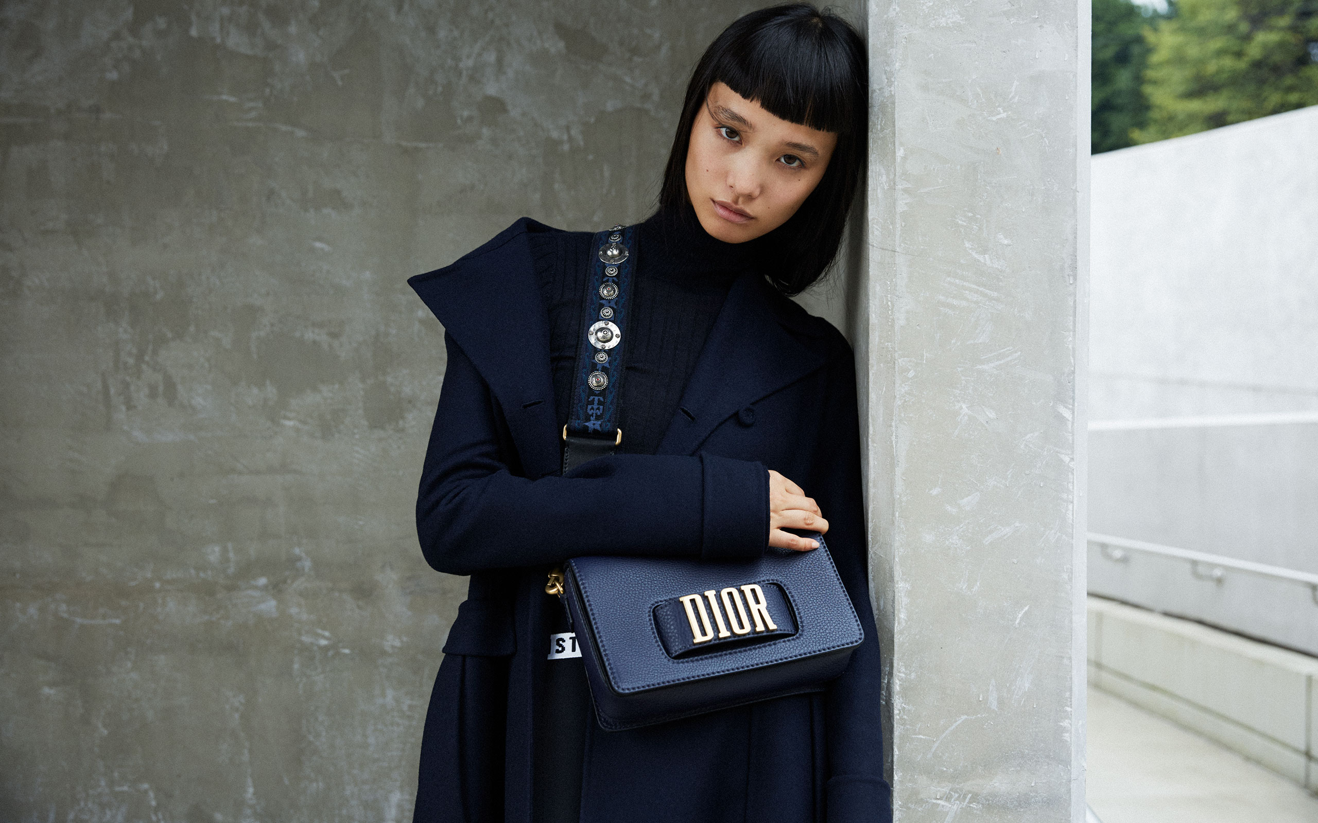 萬波ユカが出会う Dior (ディオール) のニュー・アイコンバッグ