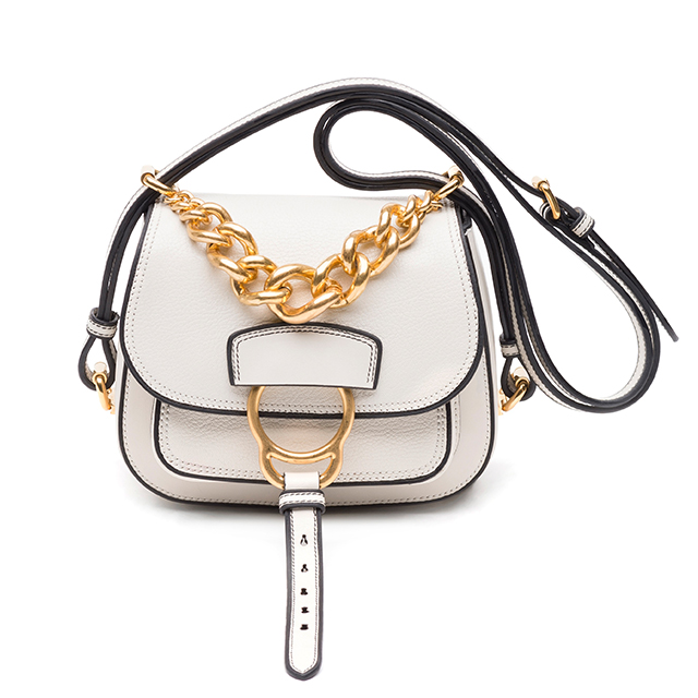 MiuMiu (ミュウミュウ) が、新作「ダリア バッグ」コレクション