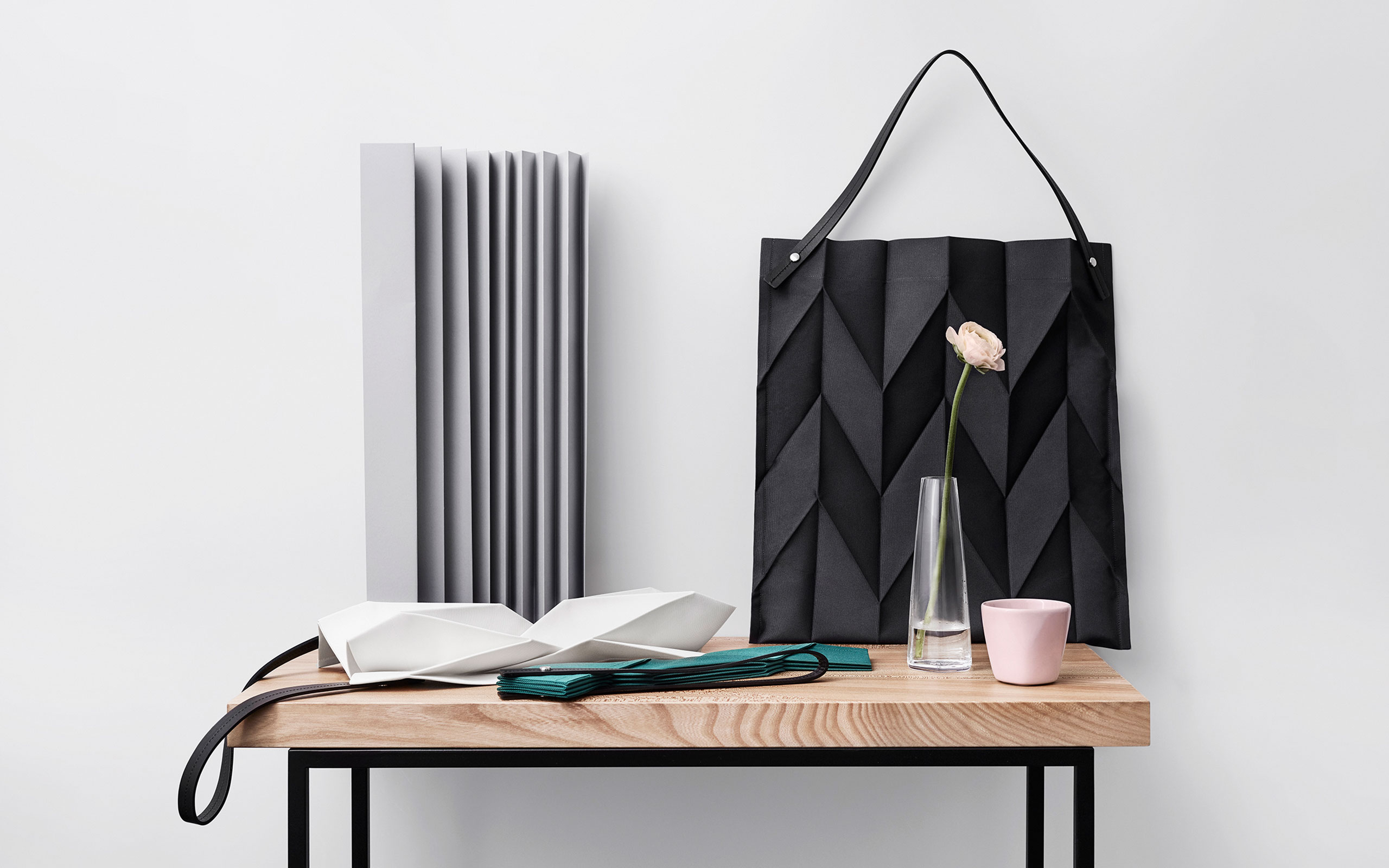 Iittala X Issey Miyake (イッタラ X イッセイ ミヤケ) ホーム