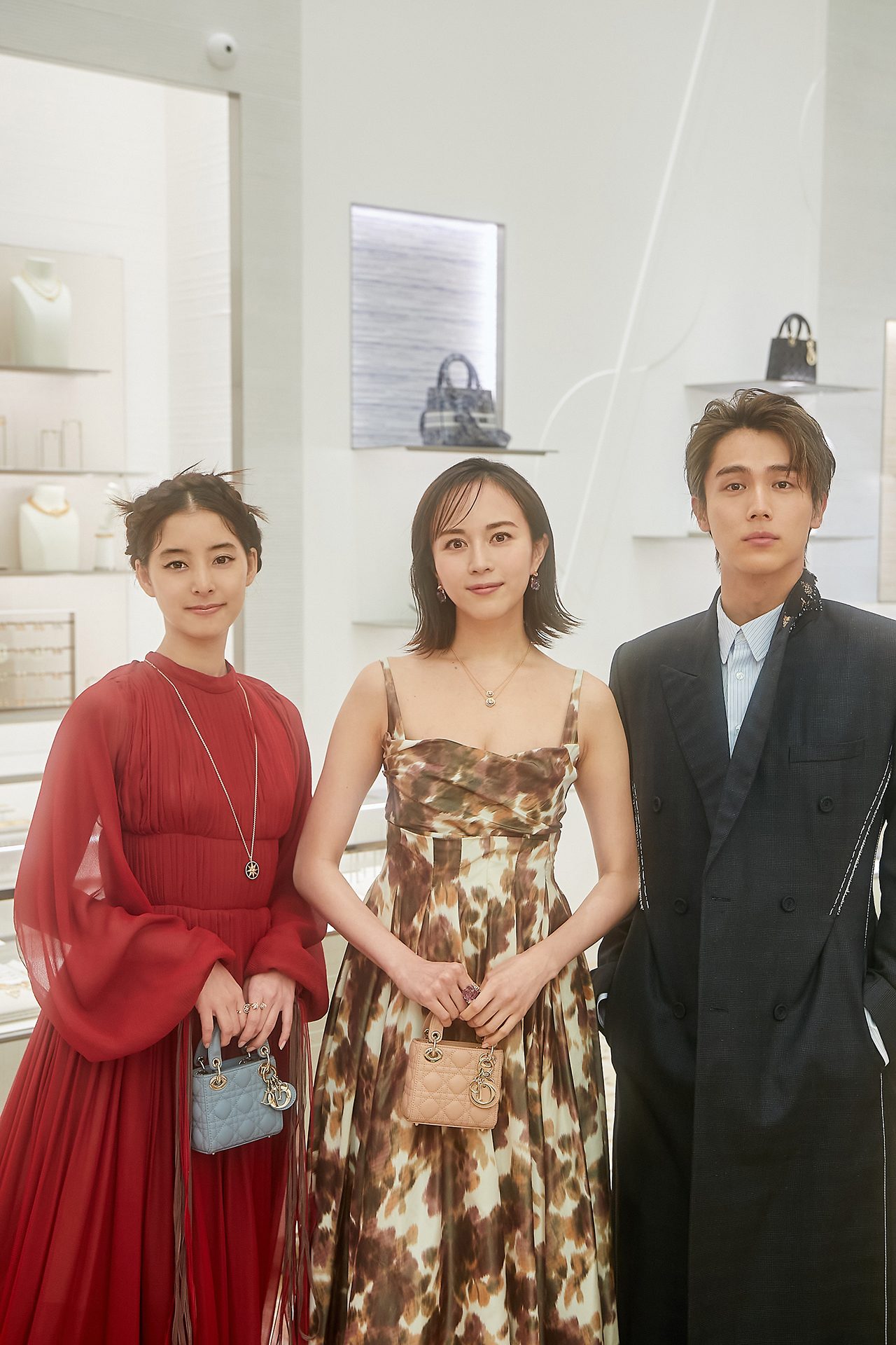 ✨大人気✨Dior ディオール 総柄　銀　シルバー　結婚式 AKARI OHNO | “トワル・ド・ジュイ”って知っていますか？ 実は