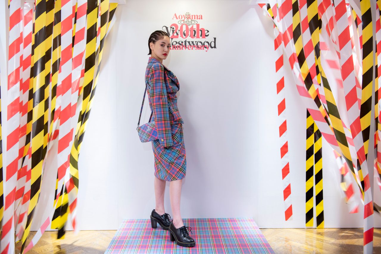 Vivienne westwood 青山20周年限定 ラブジャケ ブルーマック ヴィヴィアン・ウエストウッドより、青山店オープン20周年を祝