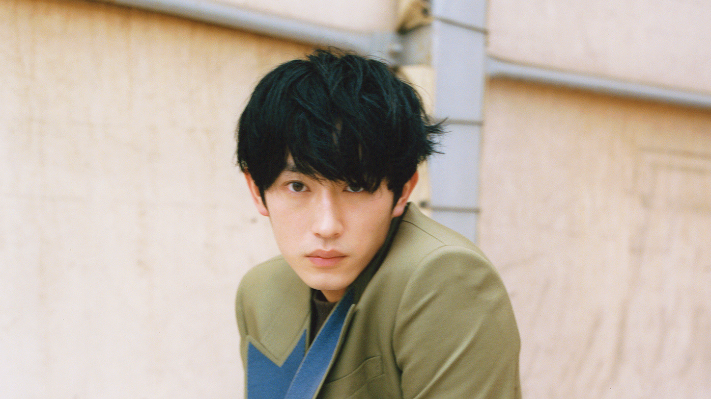 杉野遥亮と時を超えて愛されるもの。新たなエトロに身を包んで vol.2 Fashion The Fashion Post