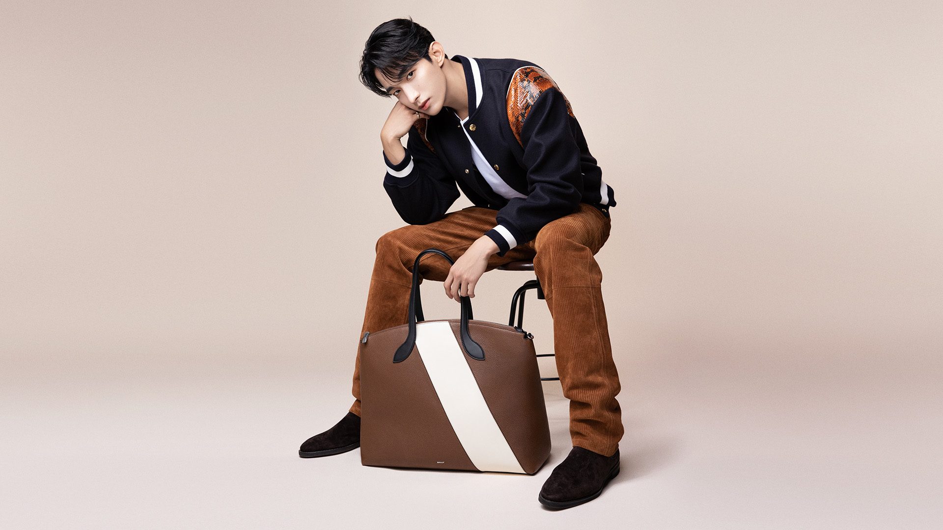 SEVENTEEN the SEAM 本場韓国限定バック＋パック2枚 Bally-_-DK-Global-Brand-