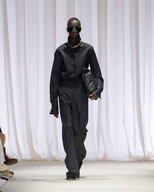 国内発送/送関込【MM6 Maison Margiela】ベースレイヤートップ MM6 Maison Margiela レイヤード シアートップ | ブラック