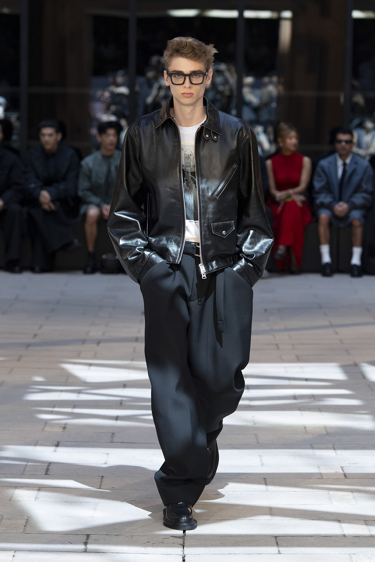 sacai 立体ストライプ　ジョーゼット　ブラウス　新品タグ付き sacai 立体ストライプ ジョーゼット ブラウス 新品タグ付き sacai] 20