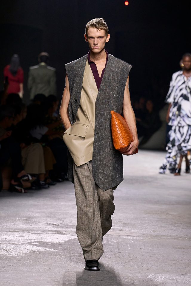 2025 SS READY-TO-WEAR | BOTTEGA VENETA | Collections | The