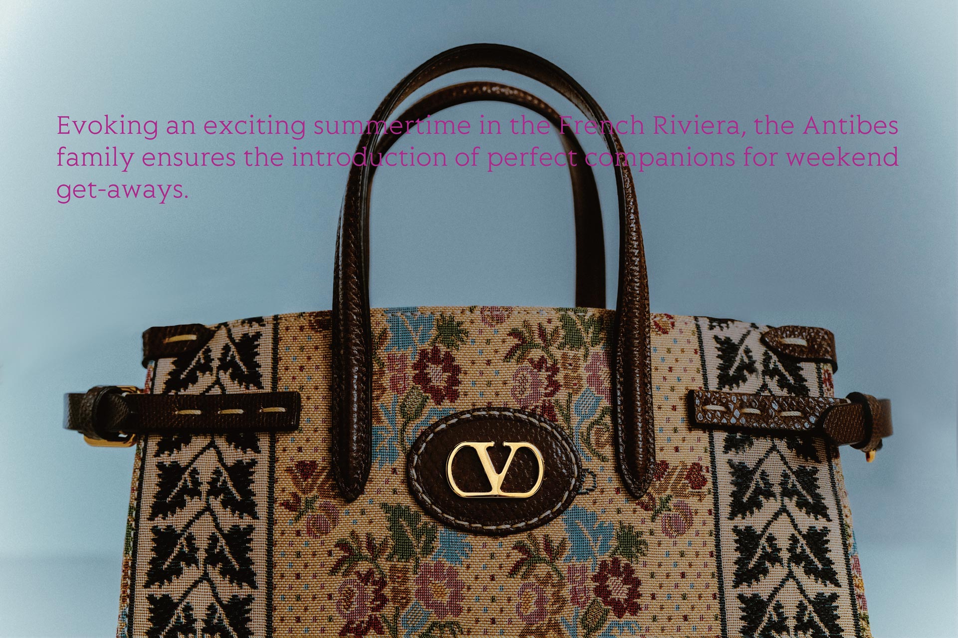 【VALENTINO】アンティーブ ジャカード x ファブリック Mトート VALENTINO ♪ アンティーブ ジャカード x ファブリック Mトート