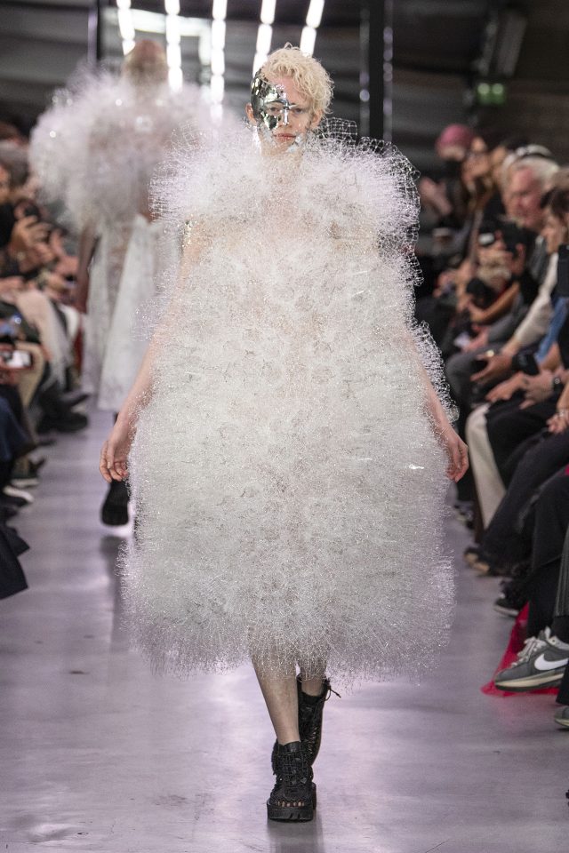 Noir Kei Ninomiya
Spring Summer 2024,
pret a porter,
Womenswear