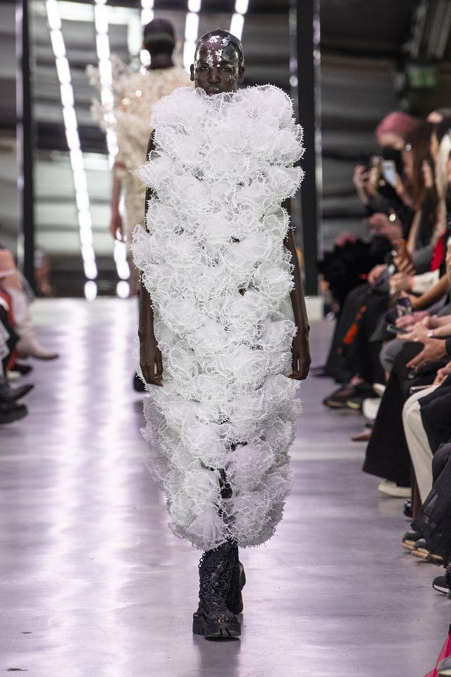 Noir Kei Ninomiya
Spring Summer 2024,
pret a porter,
Womenswear