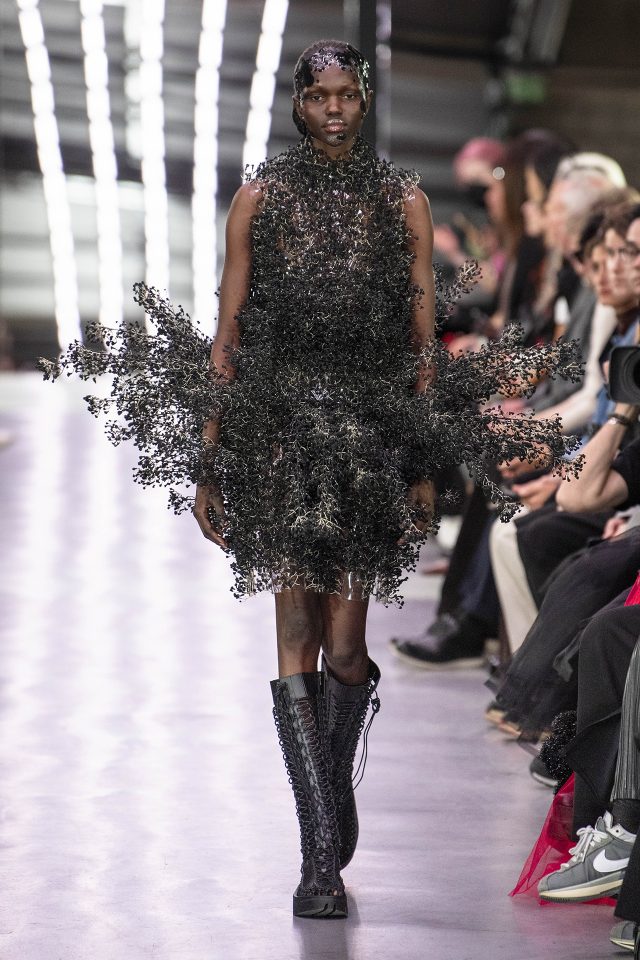 Noir Kei Ninomiya
Spring Summer 2024,
pret a porter,
Womenswear