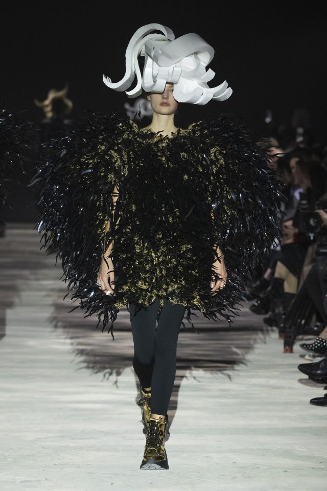 Noir by Kei Ninomiya,
Fall Winter 2025 2026,
Prêt a porter