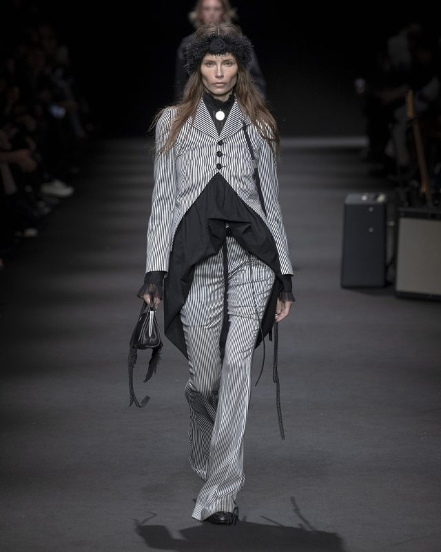Model on the catwalk at the Ann Demeulemeester fashion show in Paris, Spring Summer 2026 Ready To Wear Fashion Week

Photo by Valerio Mezzanotti / NOWFASHION