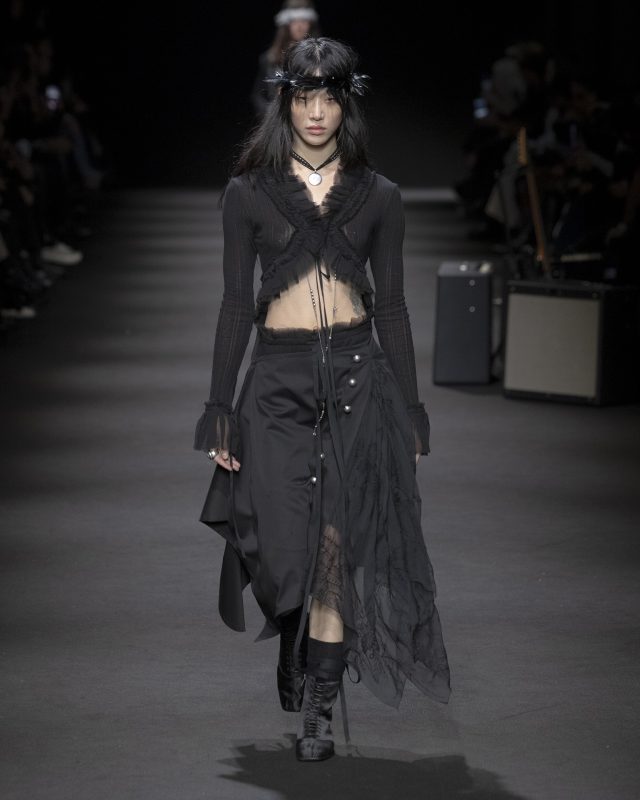 Model on the catwalk at the Ann Demeulemeester fashion show in Paris, Spring Summer 2026 Ready To Wear Fashion Week

Photo by Valerio Mezzanotti / NOWFASHION