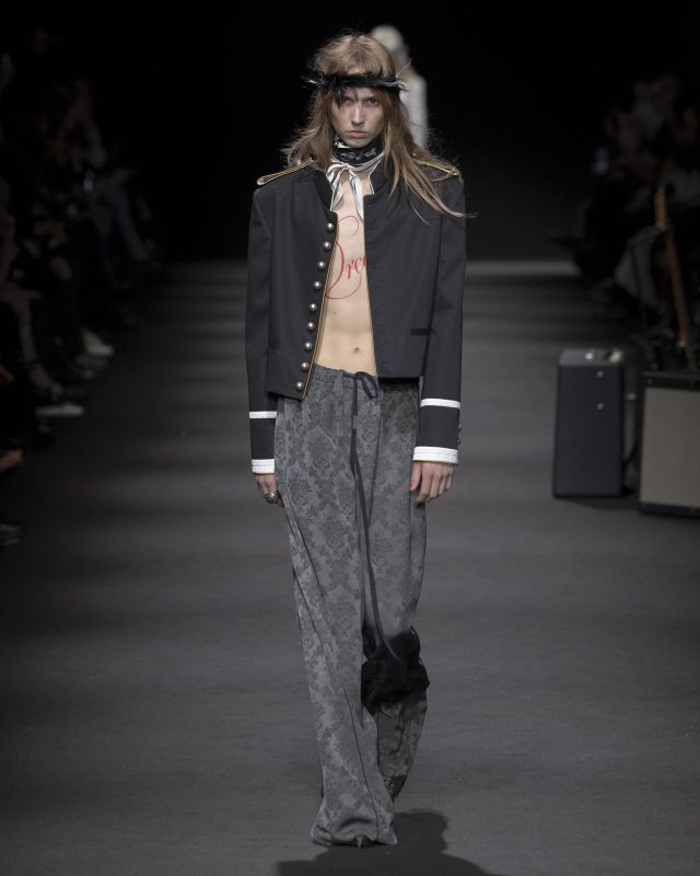 Model on the catwalk at the Ann Demeulemeester fashion show in Paris, Spring Summer 2026 Ready To Wear Fashion Week

Photo by Valerio Mezzanotti / NOWFASHION