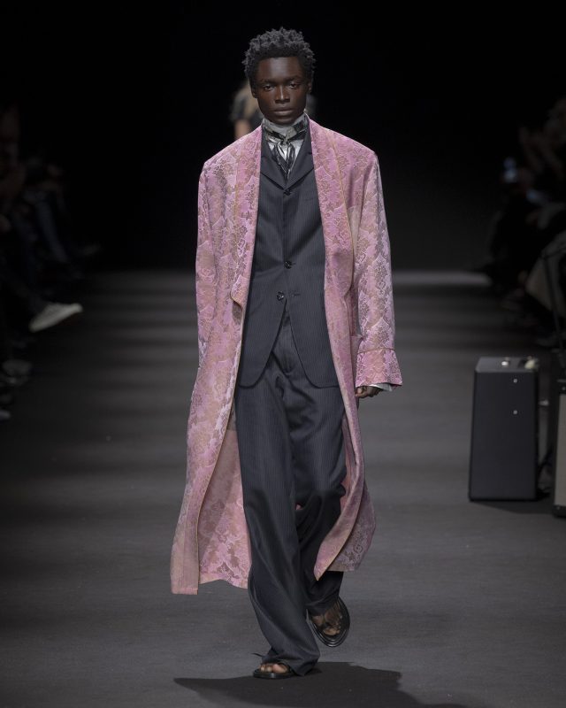 Model on the catwalk at the Ann Demeulemeester fashion show in Paris, Spring Summer 2026 Ready To Wear Fashion Week

Photo by Valerio Mezzanotti / NOWFASHION