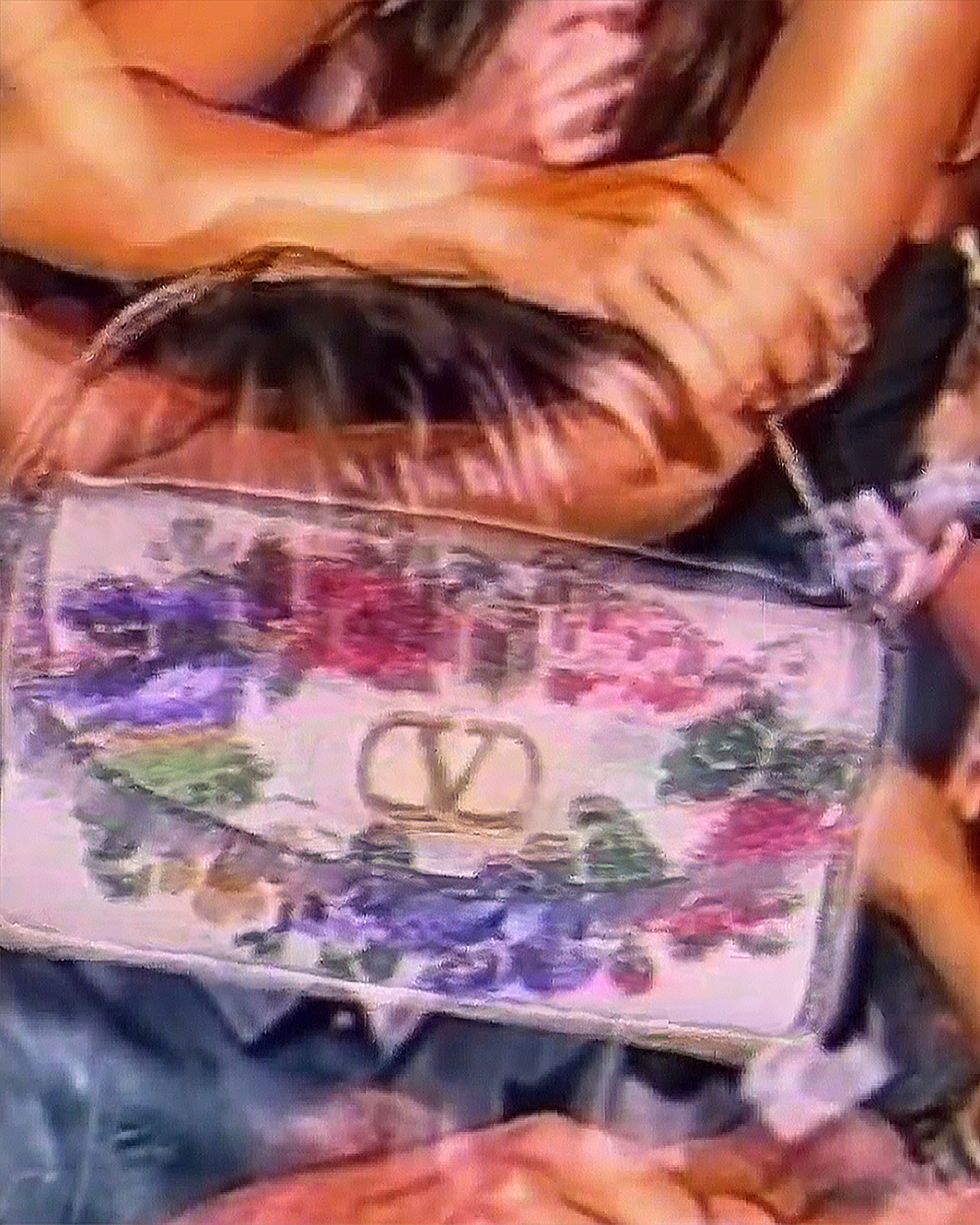 9名によるアートプロジェクトも公開、ヴァレンティノ ガラヴァー二が