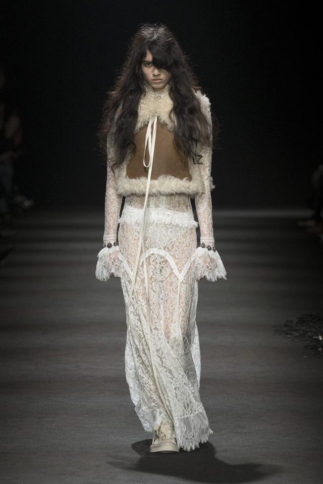 Ann Dememulemeester fashion show in Paris, Fall Winter 2026 Ready To Wear Fashion WeekPhoto by Valerio Mezzanotti