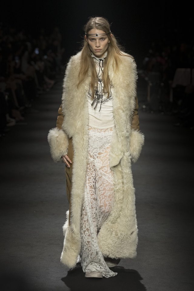 Ann Dememulemeester fashion show in Paris, Fall Winter 2026 Ready To Wear Fashion WeekPhoto by Valerio Mezzanotti